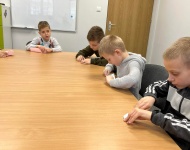 Poszukiwanie zajączka klas drugich 